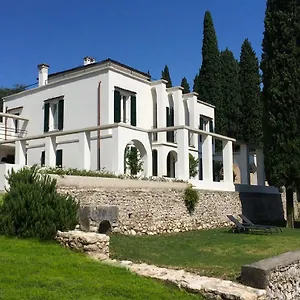 Washington Al Vittoriale Apartment